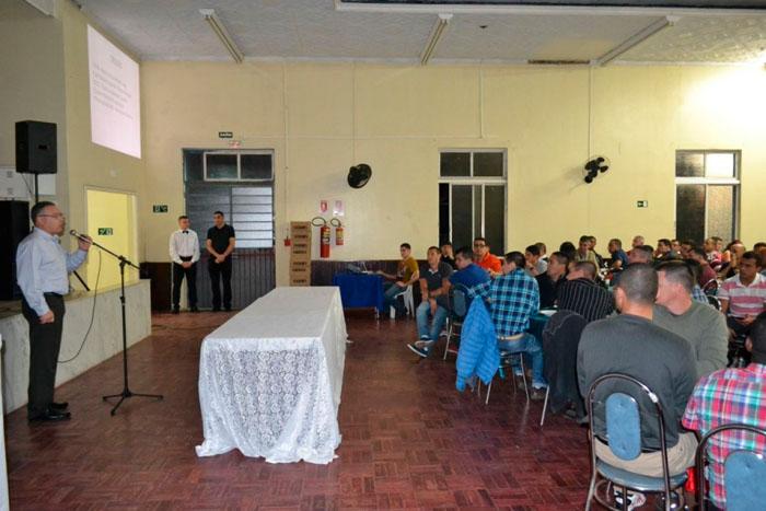 Associado e subtenente André Luís Barbosa representou a ACI no evento