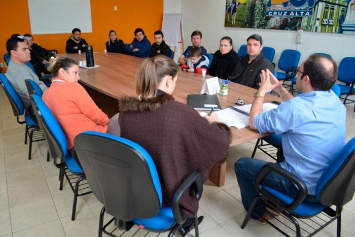 Reunião ocorreu na ACI Cruz Alta