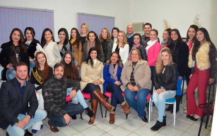 Candidatas participaram do coquetel